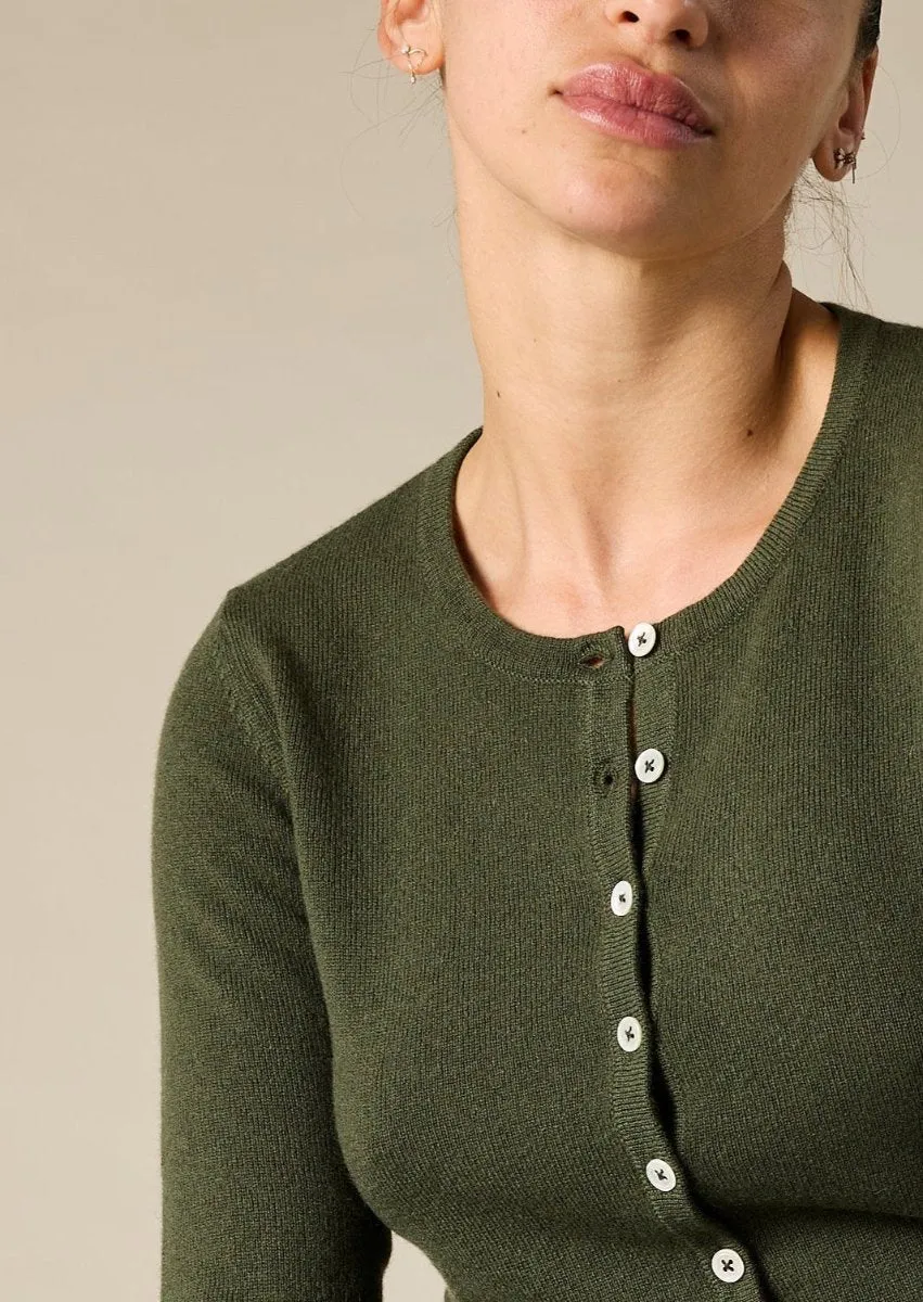 Cashmere Ines Crew Cardigan in Hunter Green