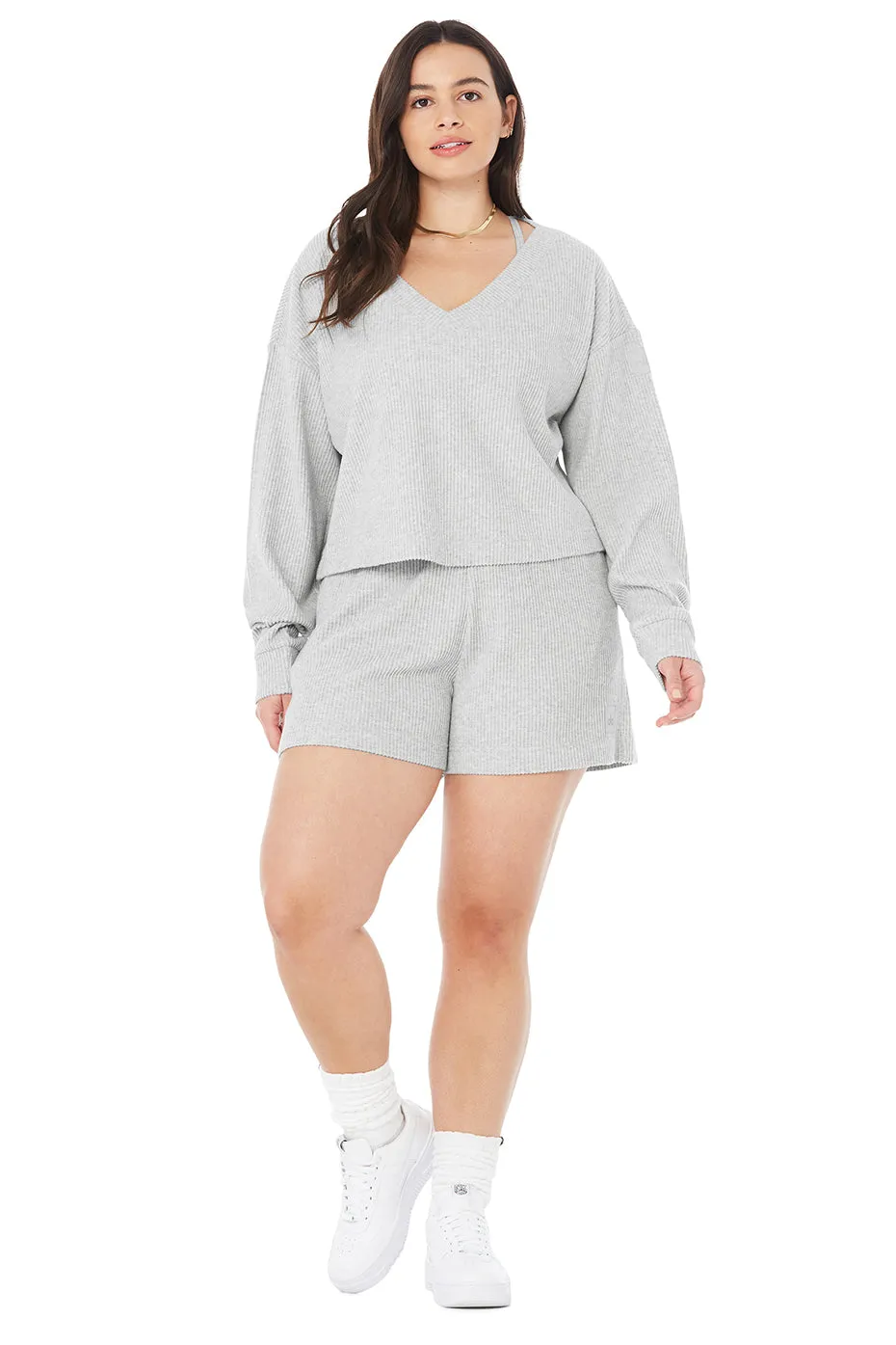 Muse V-Neck Pullover & Muse Short Set