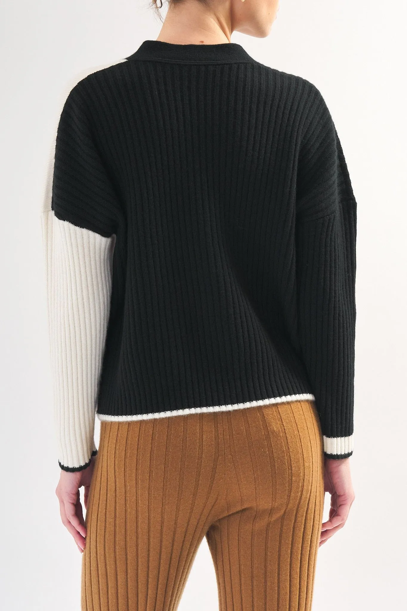 Robertson Madison 100% Cashmere Two Tone Cardigan CC-251 | Ivory/Black | Clearance Final Sale