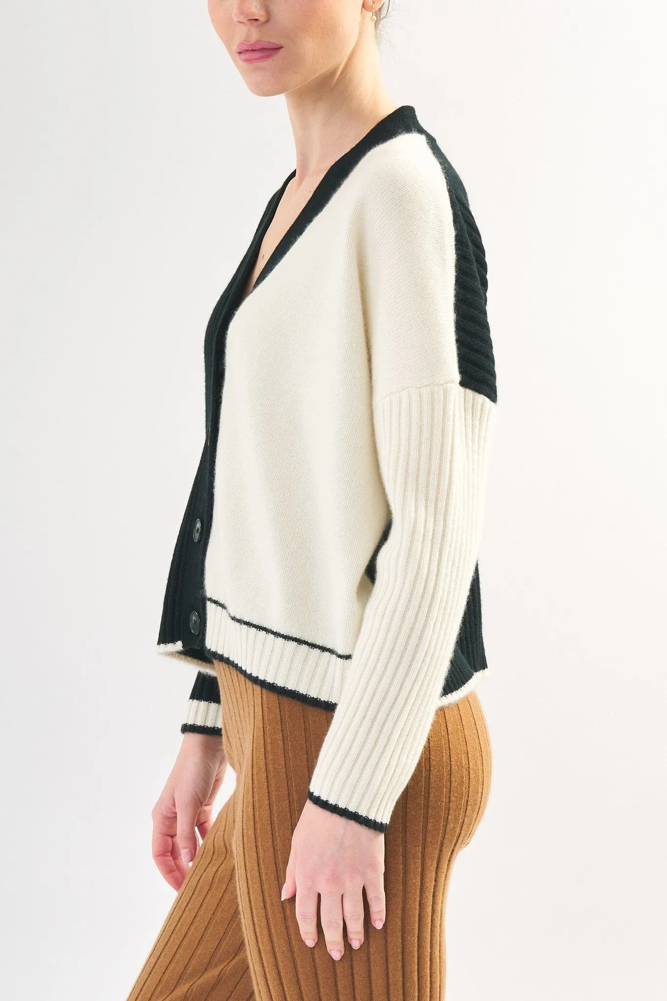 Robertson Madison 100% Cashmere Two Tone Cardigan CC-251 | Ivory/Black | Clearance Final Sale