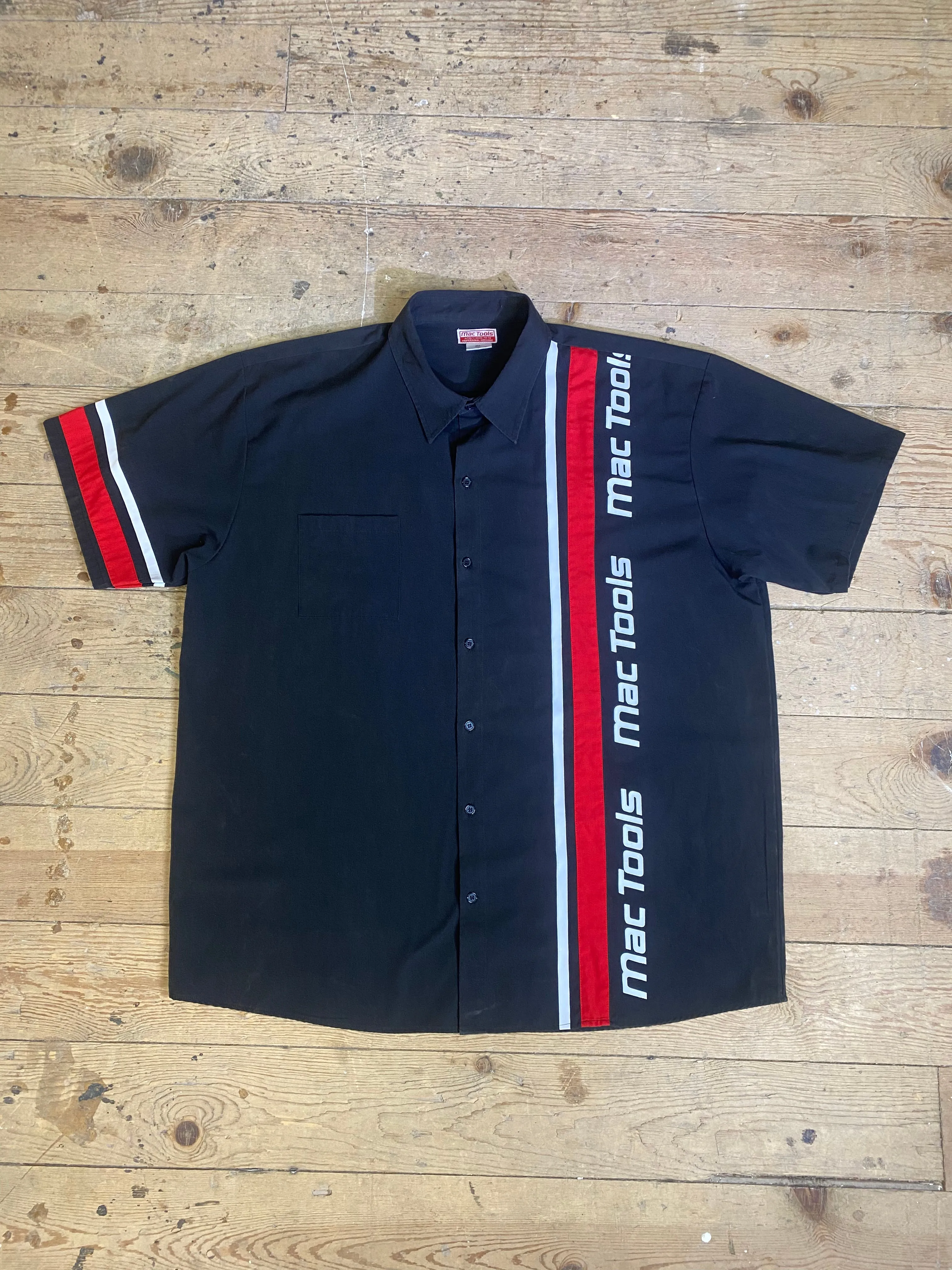 Short Sleeve Black with Red/White Stripe Button-Up by MAC TOOLS